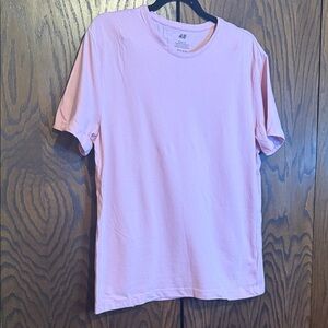 H&M Men's Light Pink Short Sleeve Tee